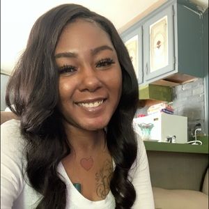 Meet your Posher, Myiee